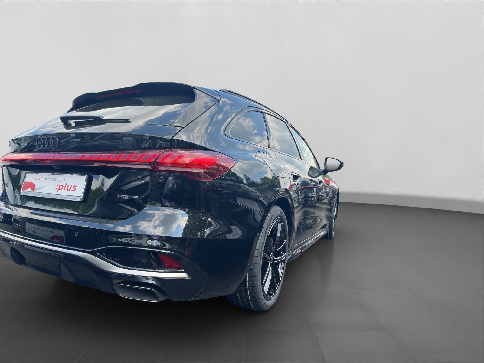 Audi A5 Avant TFSI Q S LINE EDIT LM19 AHK HuD MATRIX