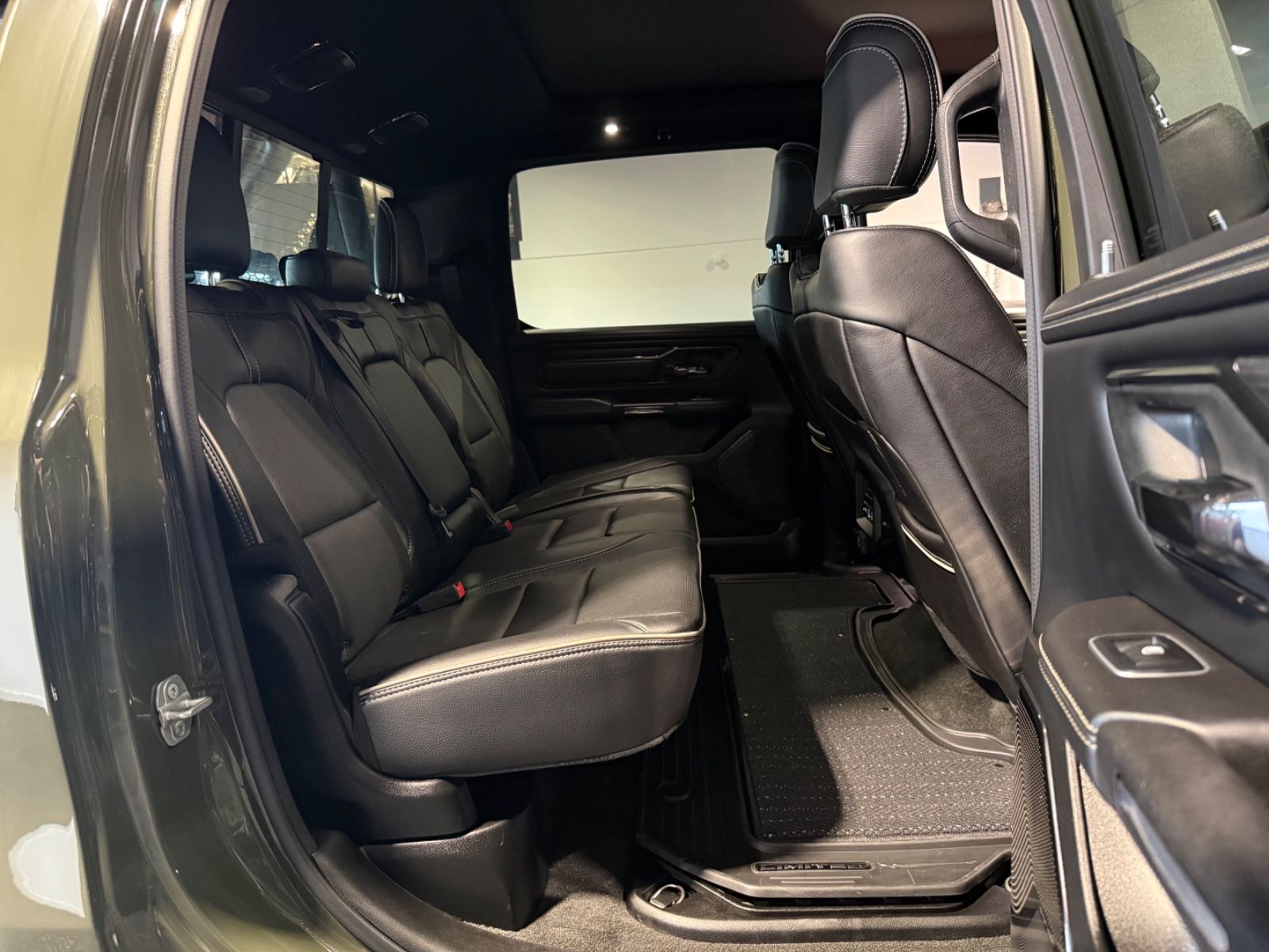 Dodge RAM 1500 5.7 LIMITED/NIGHT/VIRTUAL/FACELIFT/19%/