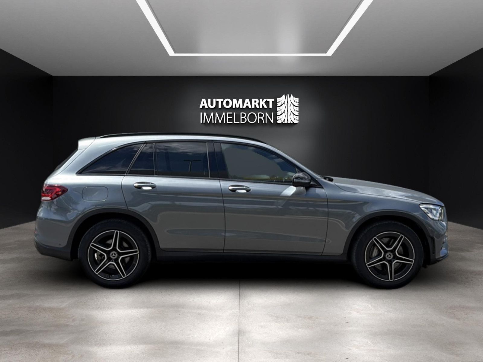Mercedes-Benz GLC 300 d AMG 19*HUD*Distro*360*Lufteder*Mubeam*