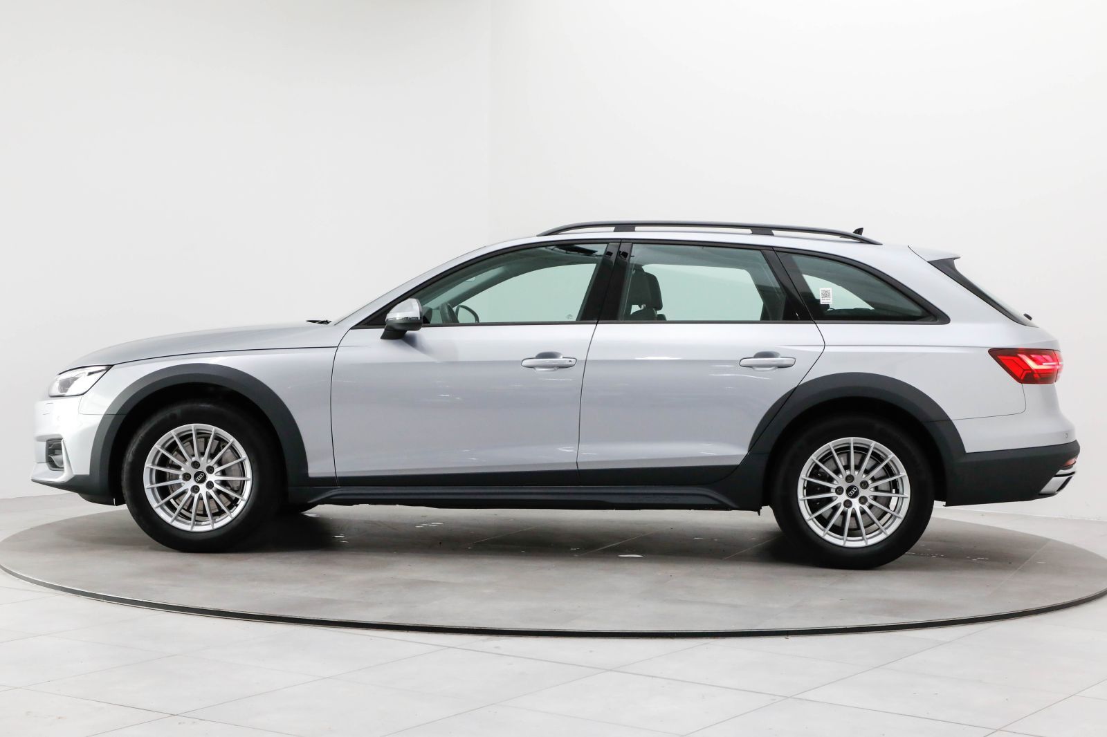 Audi A4 allroad 45 TFSI quattro S tronic AHK Kam. Nav