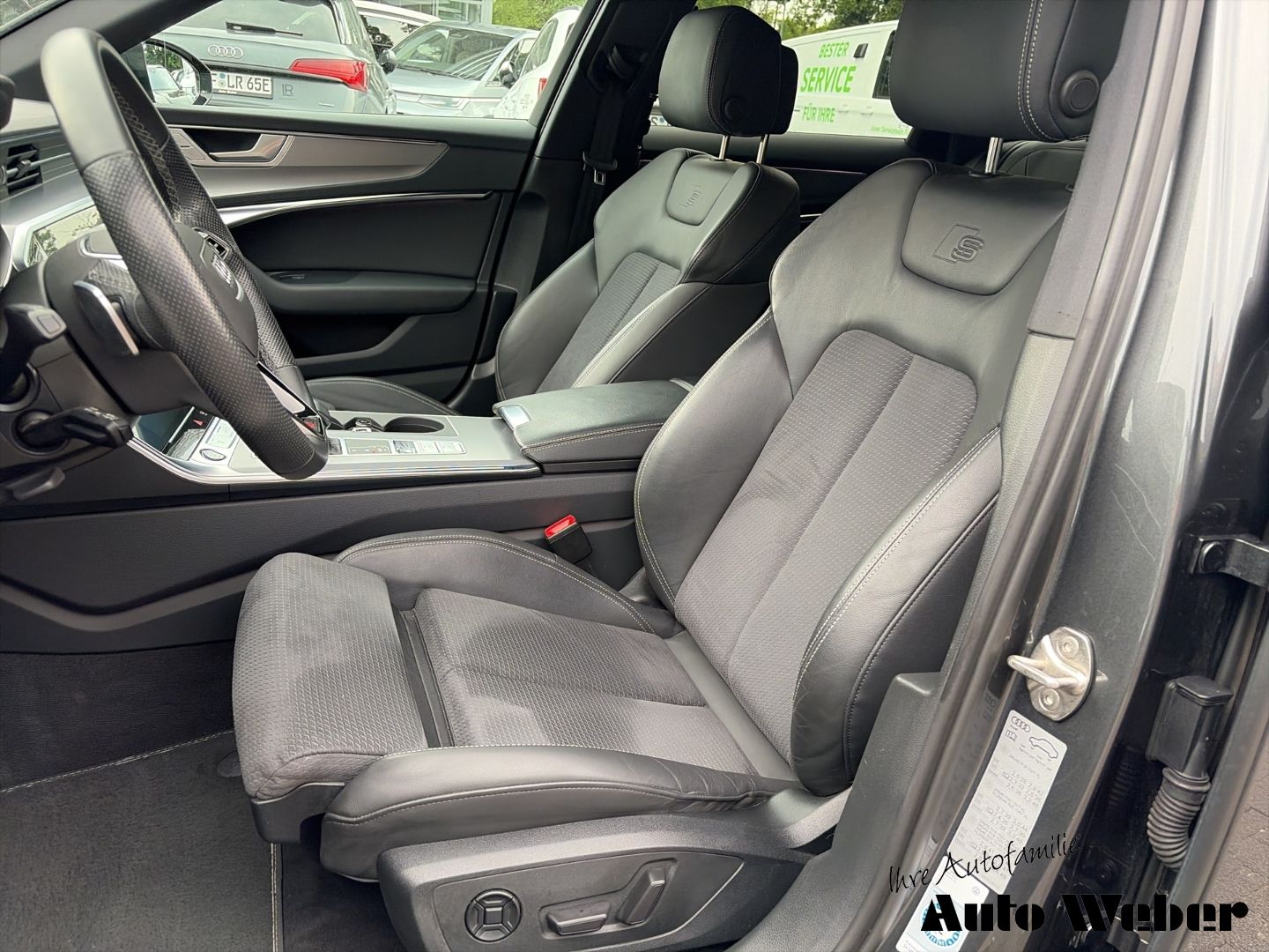 Audi A6 Avant 55TFSIe S-Line Matrix Navi AHK ASS-Pake
