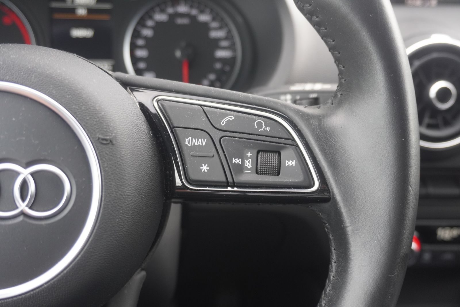 Audi A3 Sportback 35 TDI - Samsaru's Car Outlet