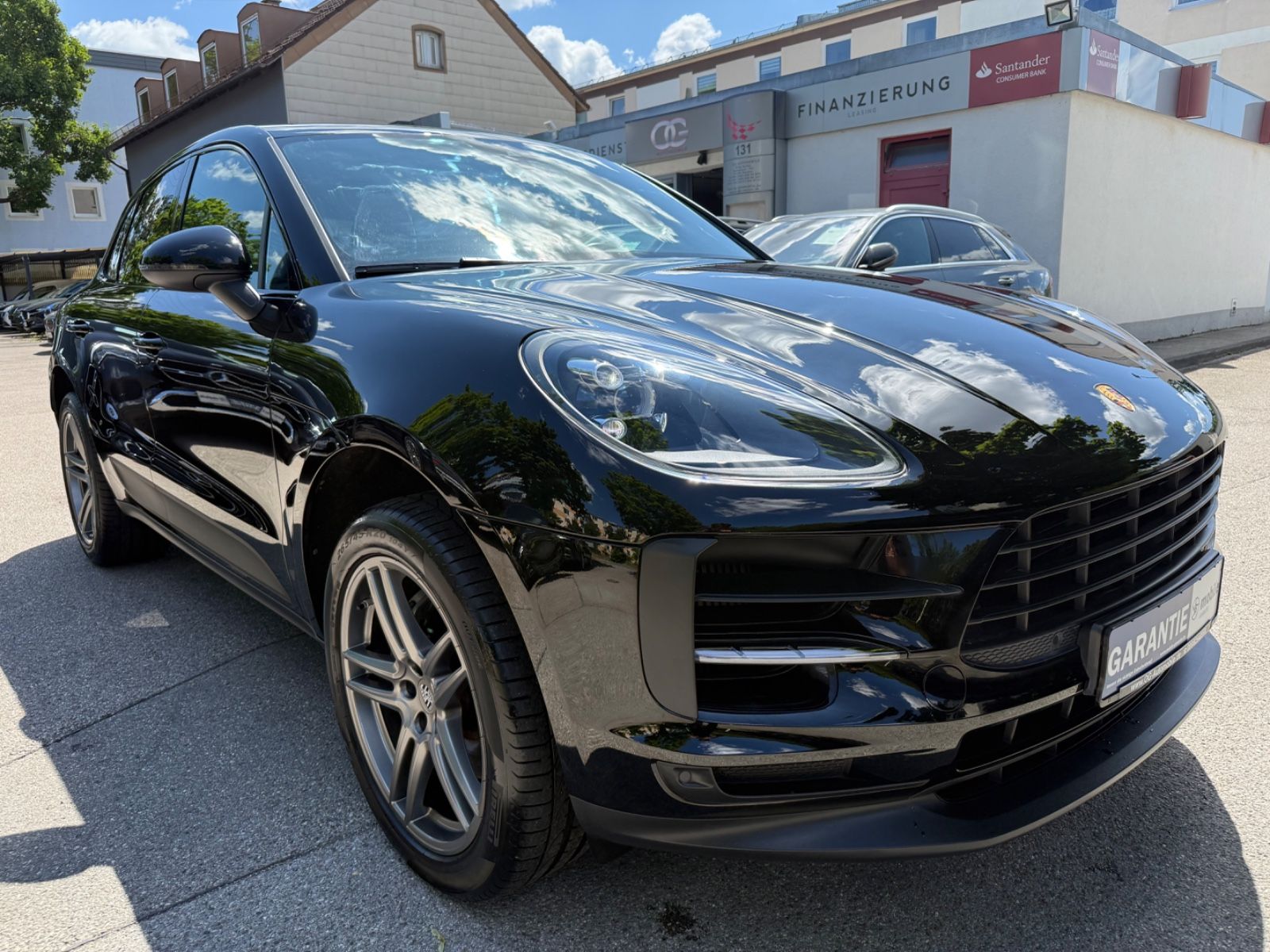 Porsche Macan S - Samsaru's Car Outlet