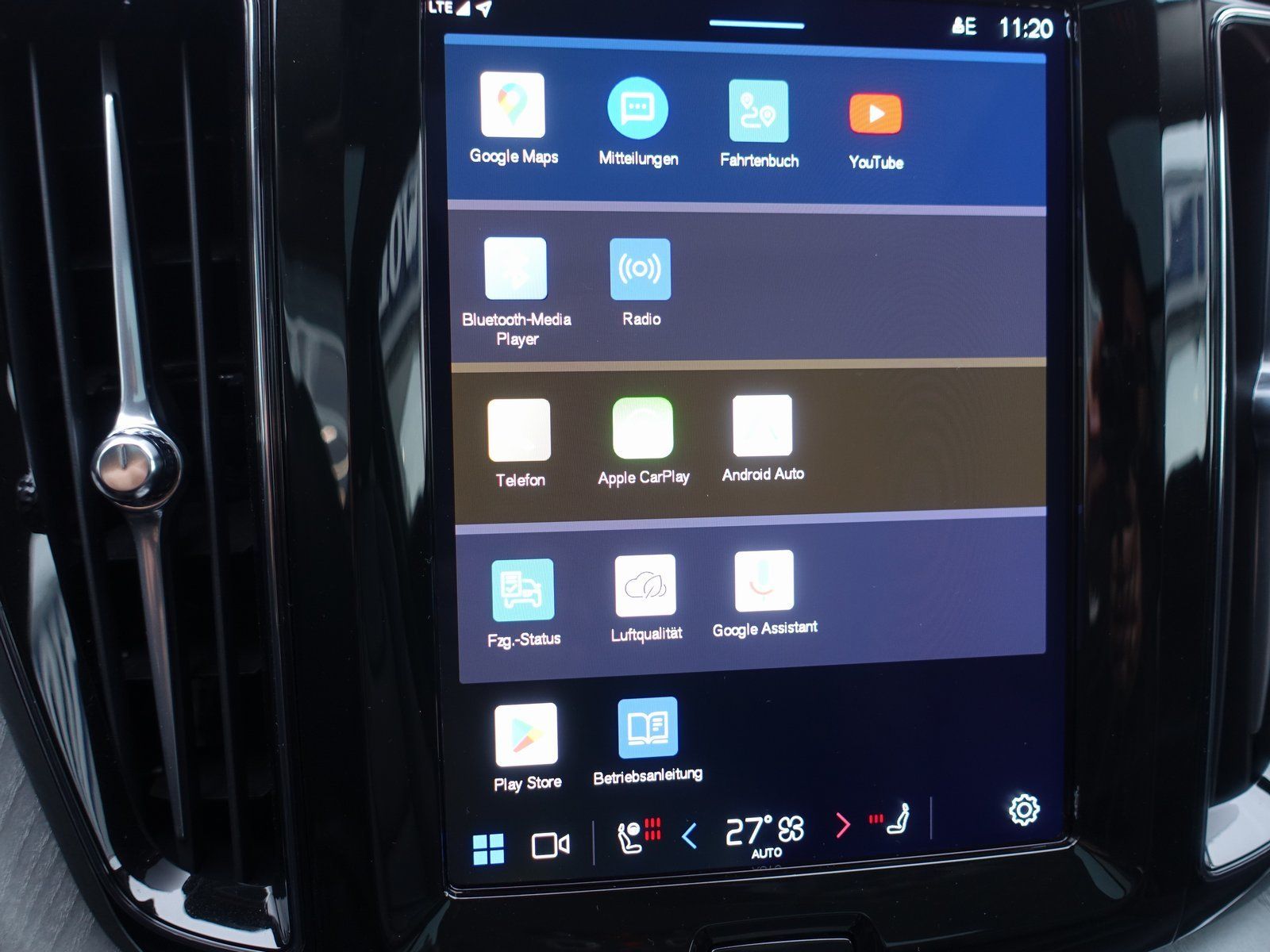 Volvo XC60 Ultra T8 AWD/Massage/Pano/360°/B&W/AHK