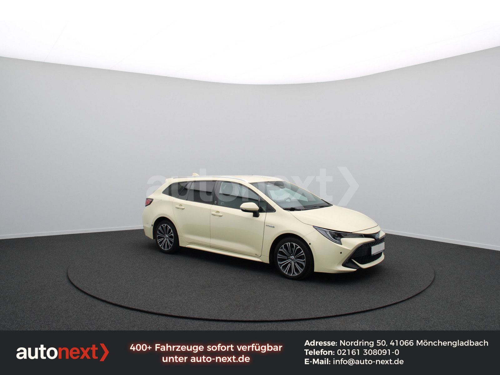 Toyota Corolla 2.0 Hybrid Business Edition - Samsaru's Car Outlet