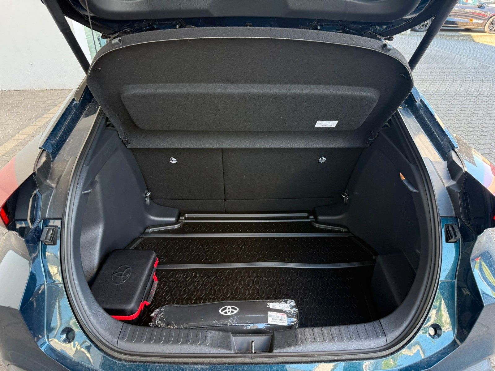 Toyota C-HR Hybrid 2.0 Teamplayer Technikpaket