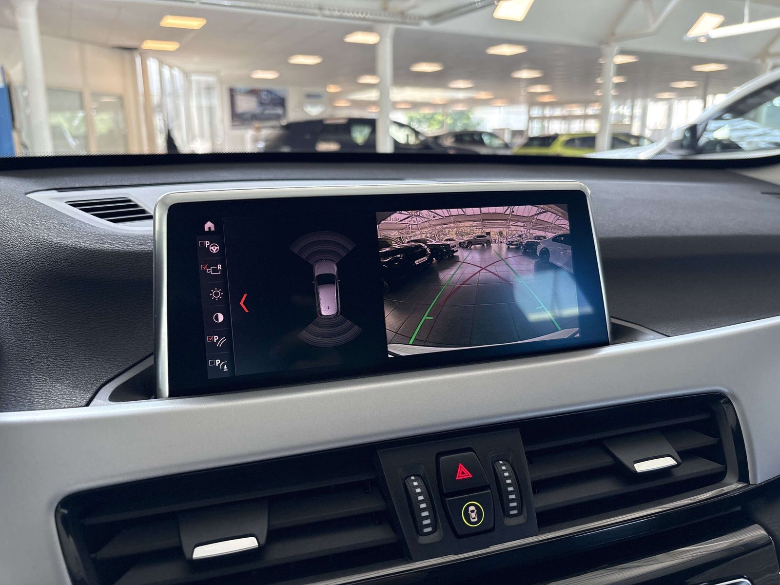 BMW X1 xDrive25e Advantage - Samsaru's Car Outlet
