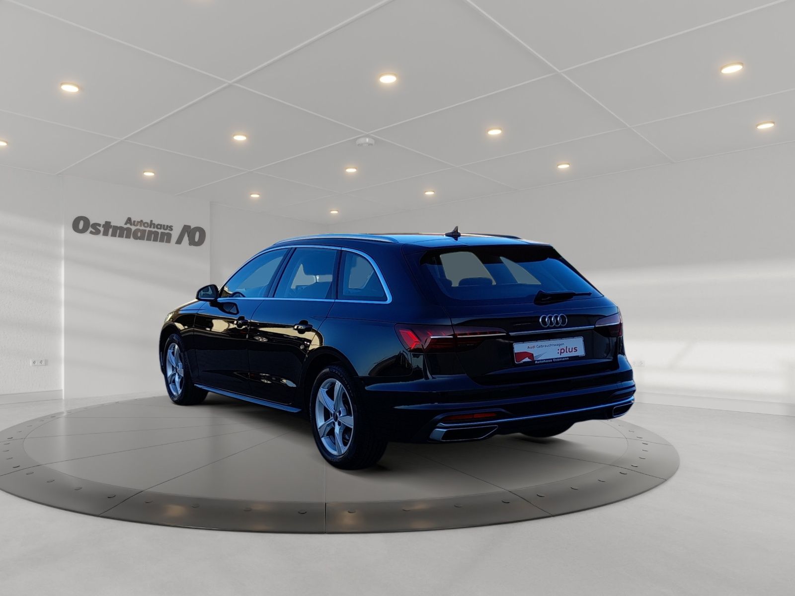 Audi A4 35 2.0 TDI Avant advanced - Samsaru's Car Outlet