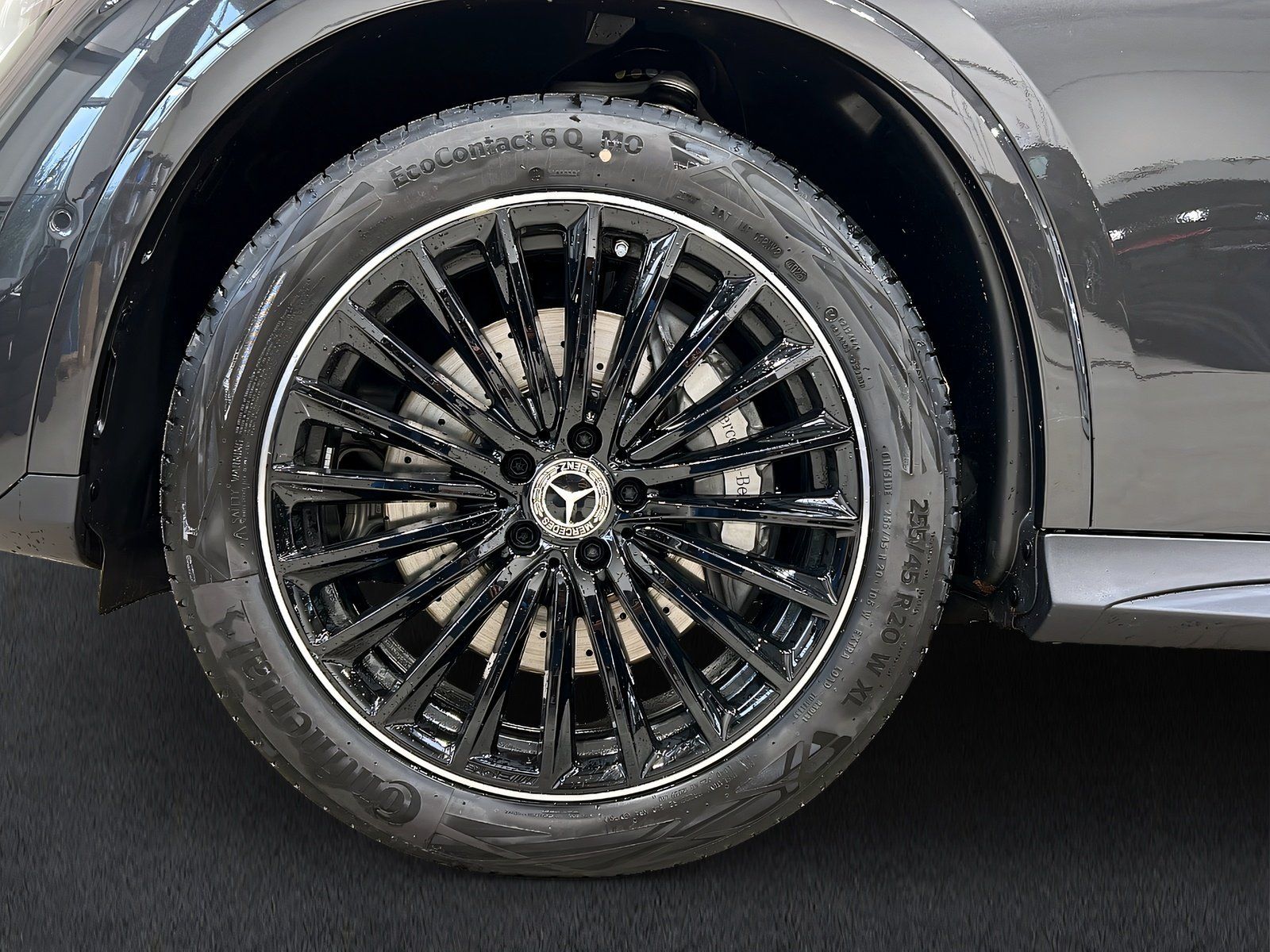 Mercedes-Benz GLC 450d 4MATIC AMG+NIGHT+DIGI+Ambi+Pano+AHK+360