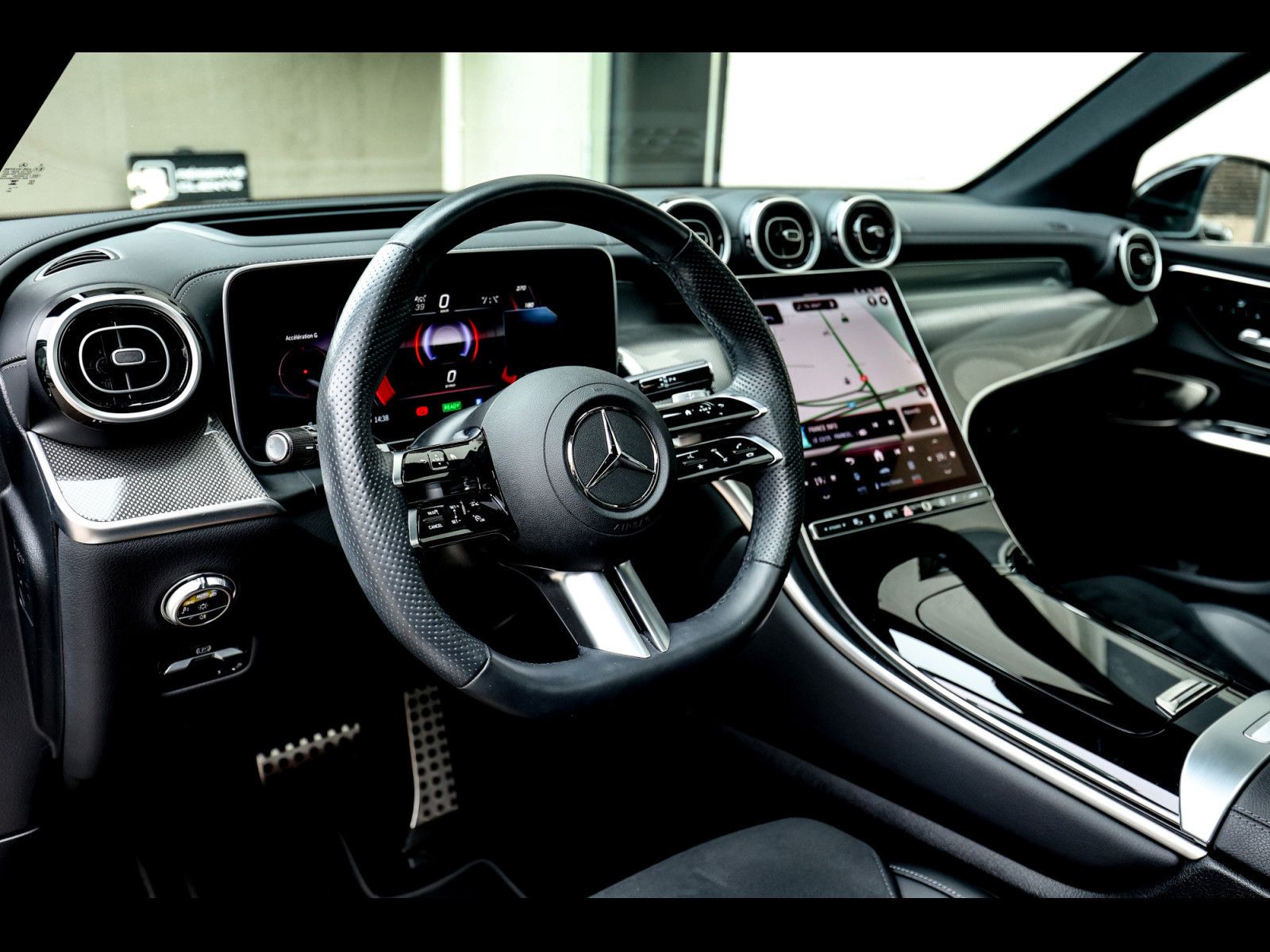 Mercedes-Benz GLC 300  DE AMG 4M°PREMIUM PLUS°BURM°AHK°DISTRO