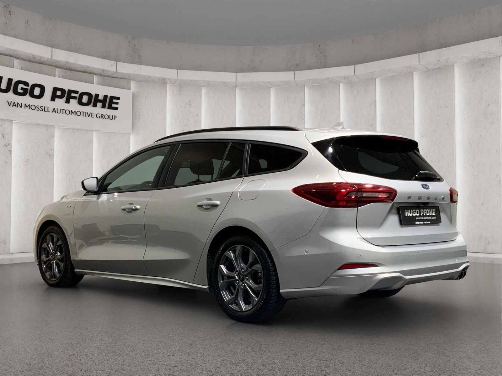 Ford Focus ST-Line X Turnier Aut.*AHK*ACC*HUD*KAM*NAV