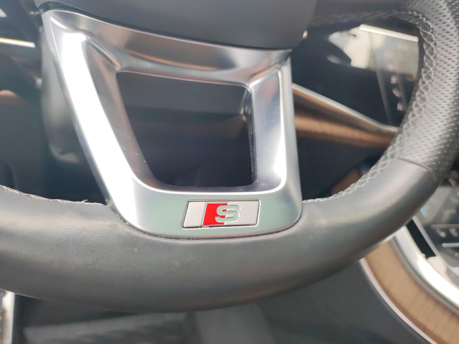 Audi Q7 45 TDI qu. S line tiptronic *PANO*7-Sitzer*