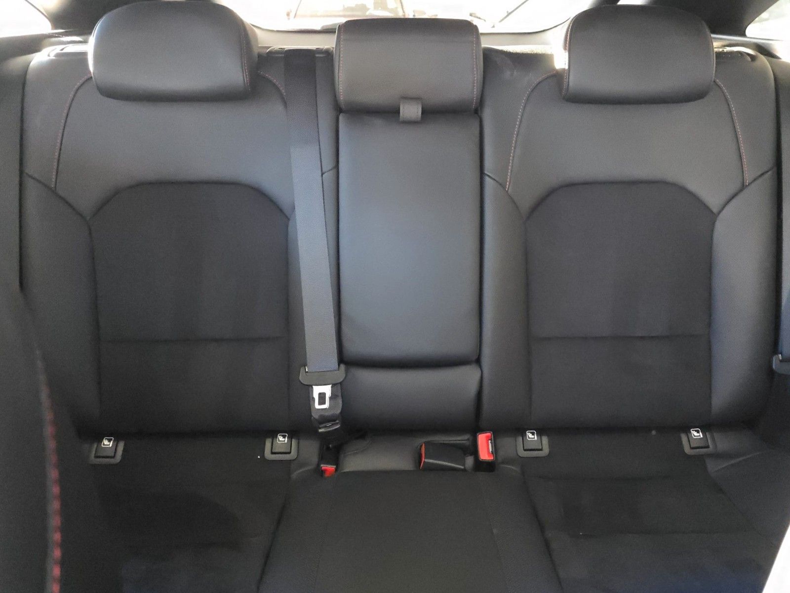 Kia pro cee'd / ProCeed GT - Samsaru's Car Outlet