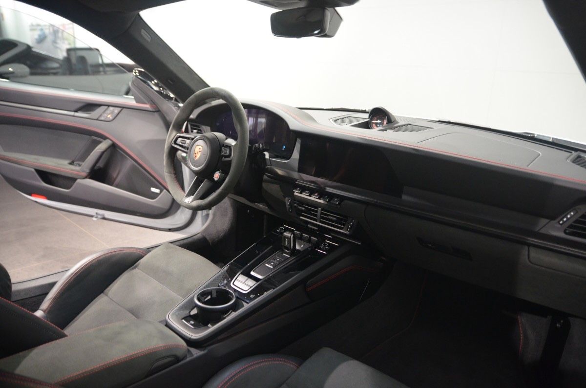 Porsche 911 992.2 Carrera 4 GTS T-Hybrid*ACC*Pano*