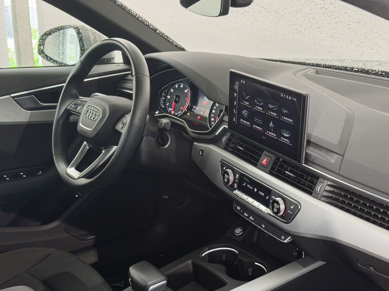 Audi A4 Avant 40 TFSI S tronic - Samsaru's Car Outlet