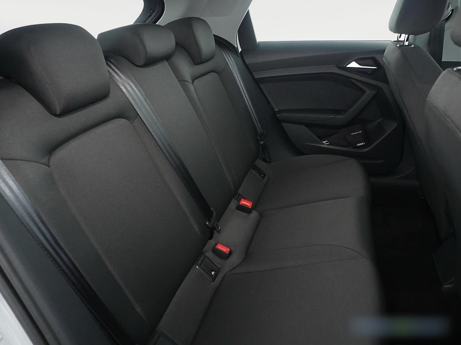 Audi A1 Sportback 25 TFSI Advanced - Samsaru's Car Outlet