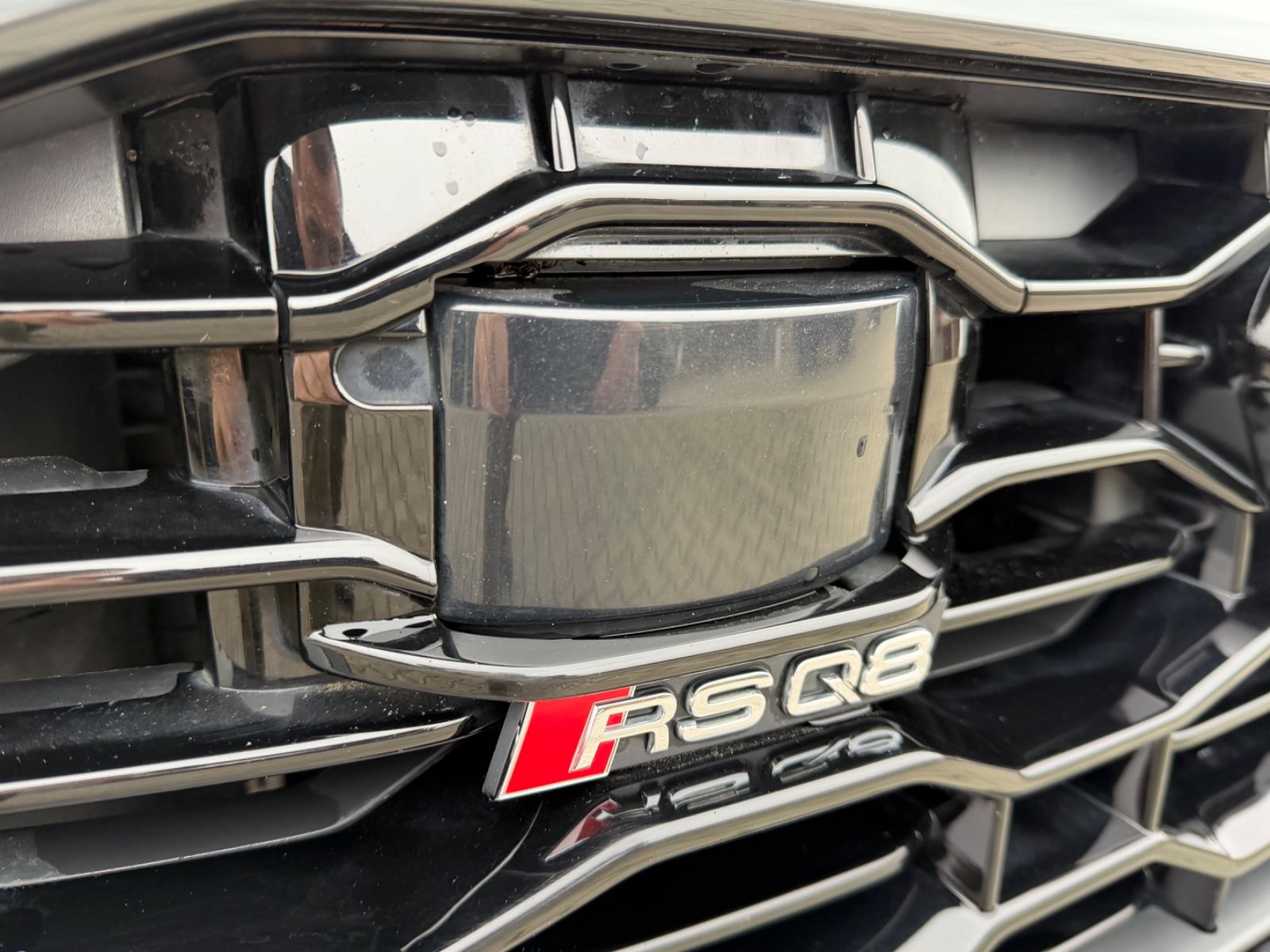 Audi RSQ8  4.0 TFSI quattro.Standheizung.