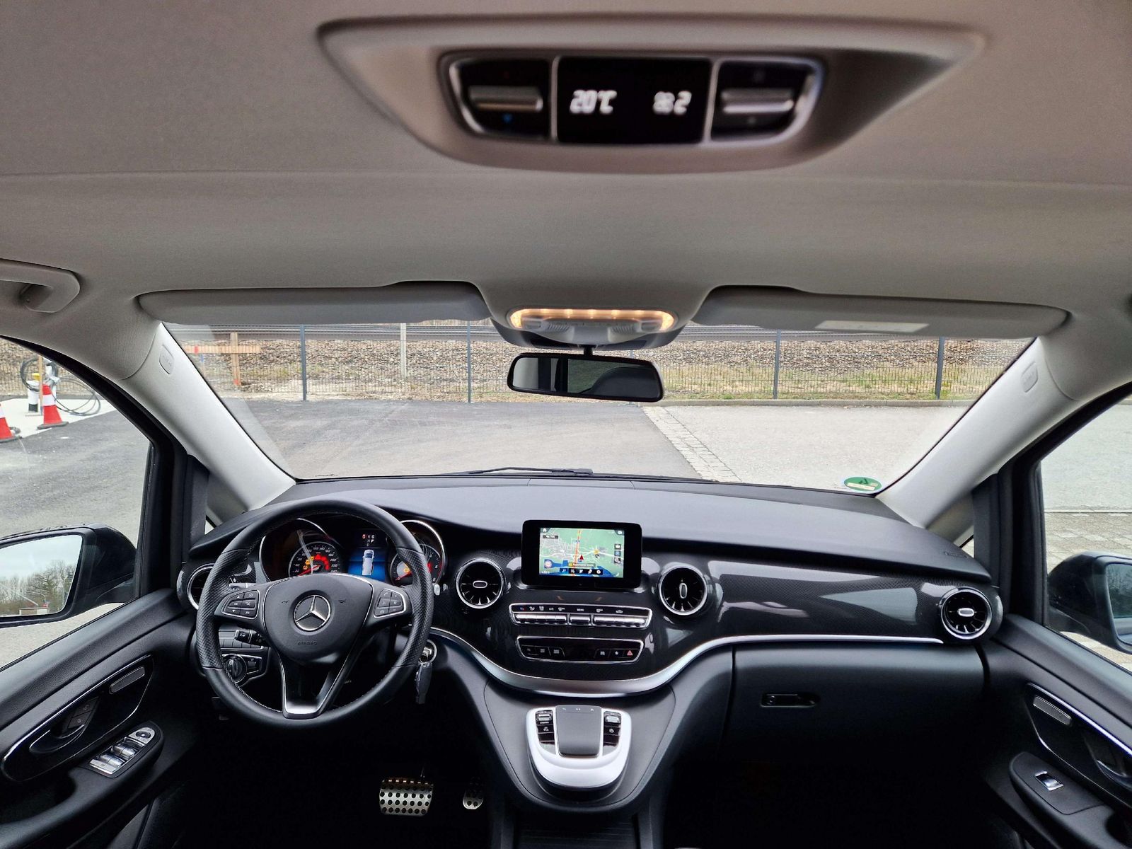 Mercedes-Benz V 250 EDITION - Samsaru's Car Outlet