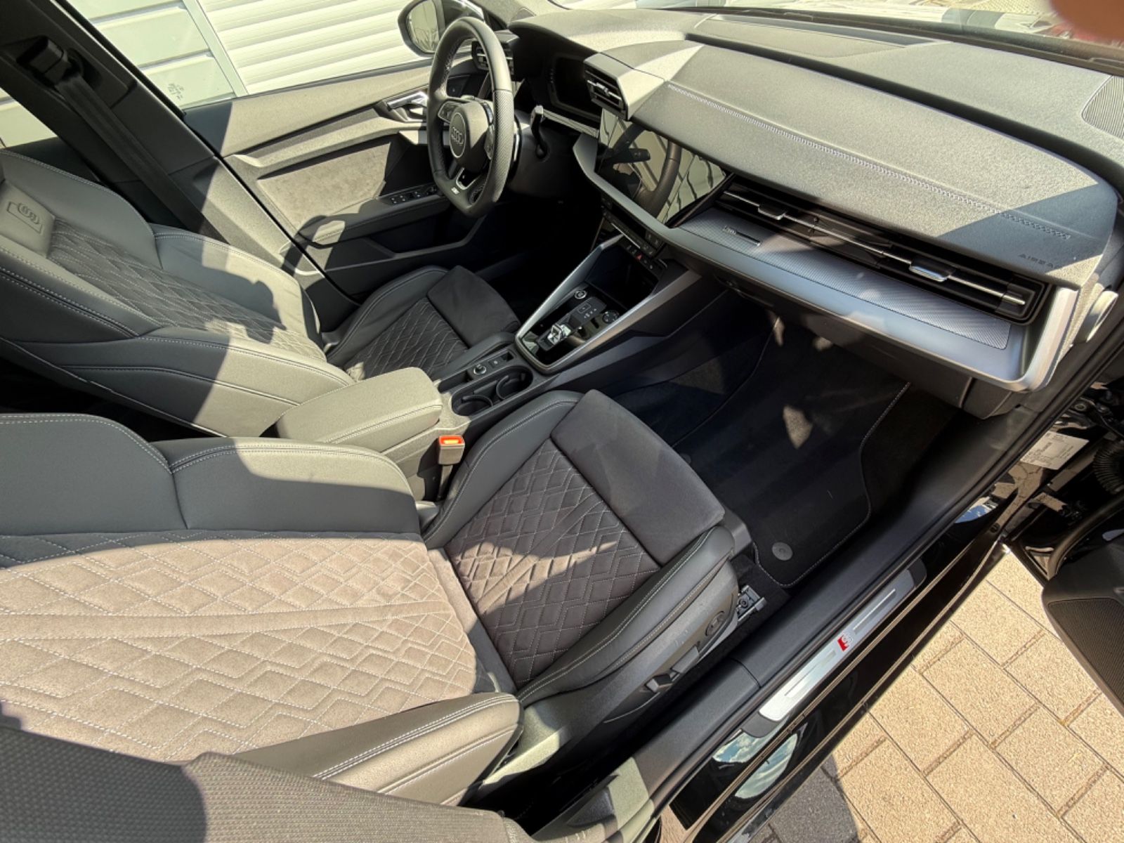 Audi A3 Sportback 35 TFSI S-Line DSG LED Kamera