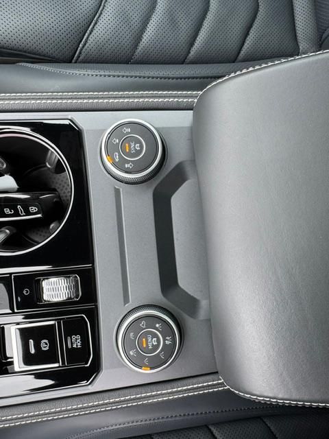 Volkswagen Touareg 3.0 TDI DSG 4Motion R-Line *AHK*Standh.*