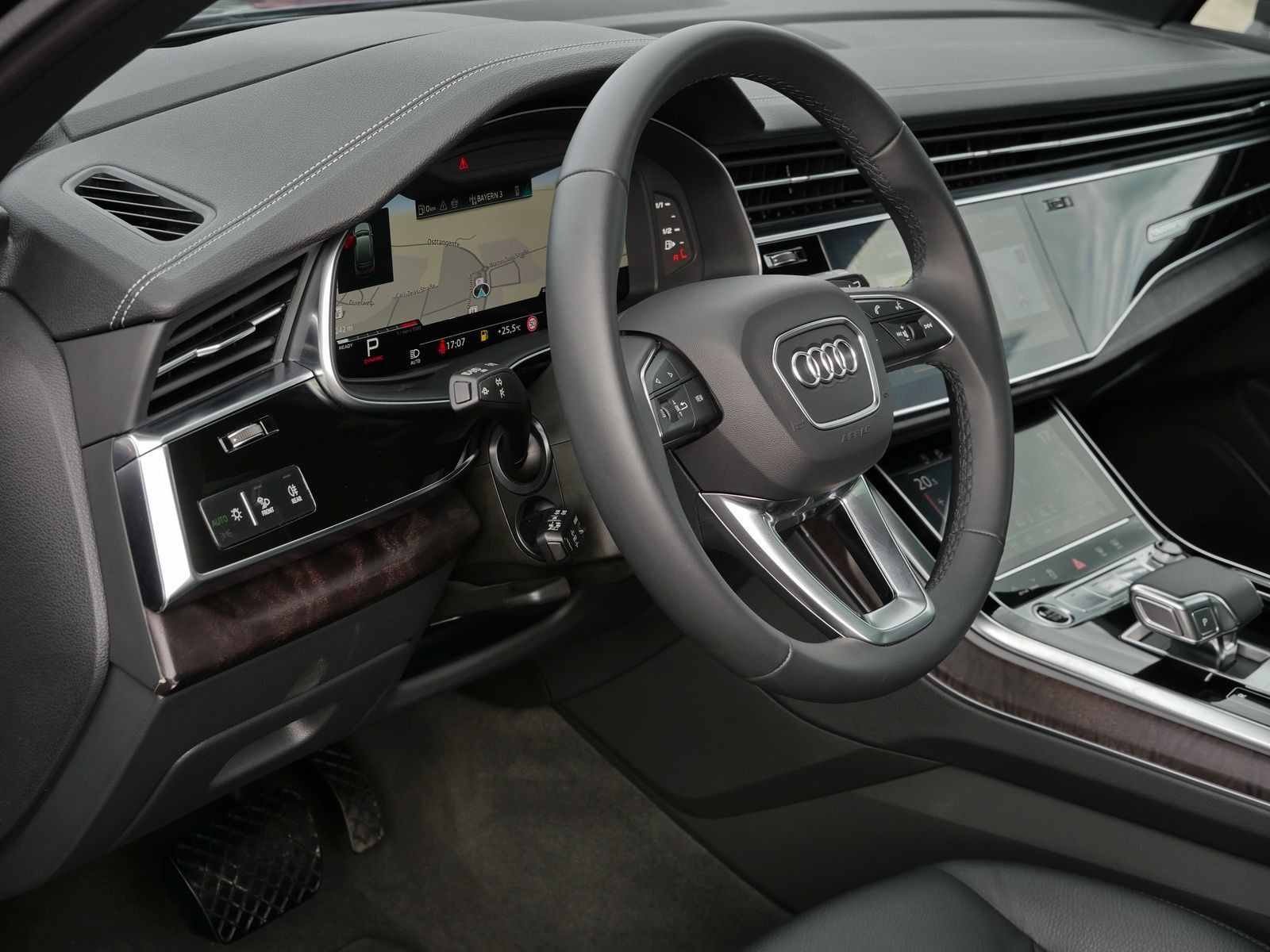 Audi Q7 55 TFSI quattro HuD*Pano*air*360°*20Z*7Sitze*