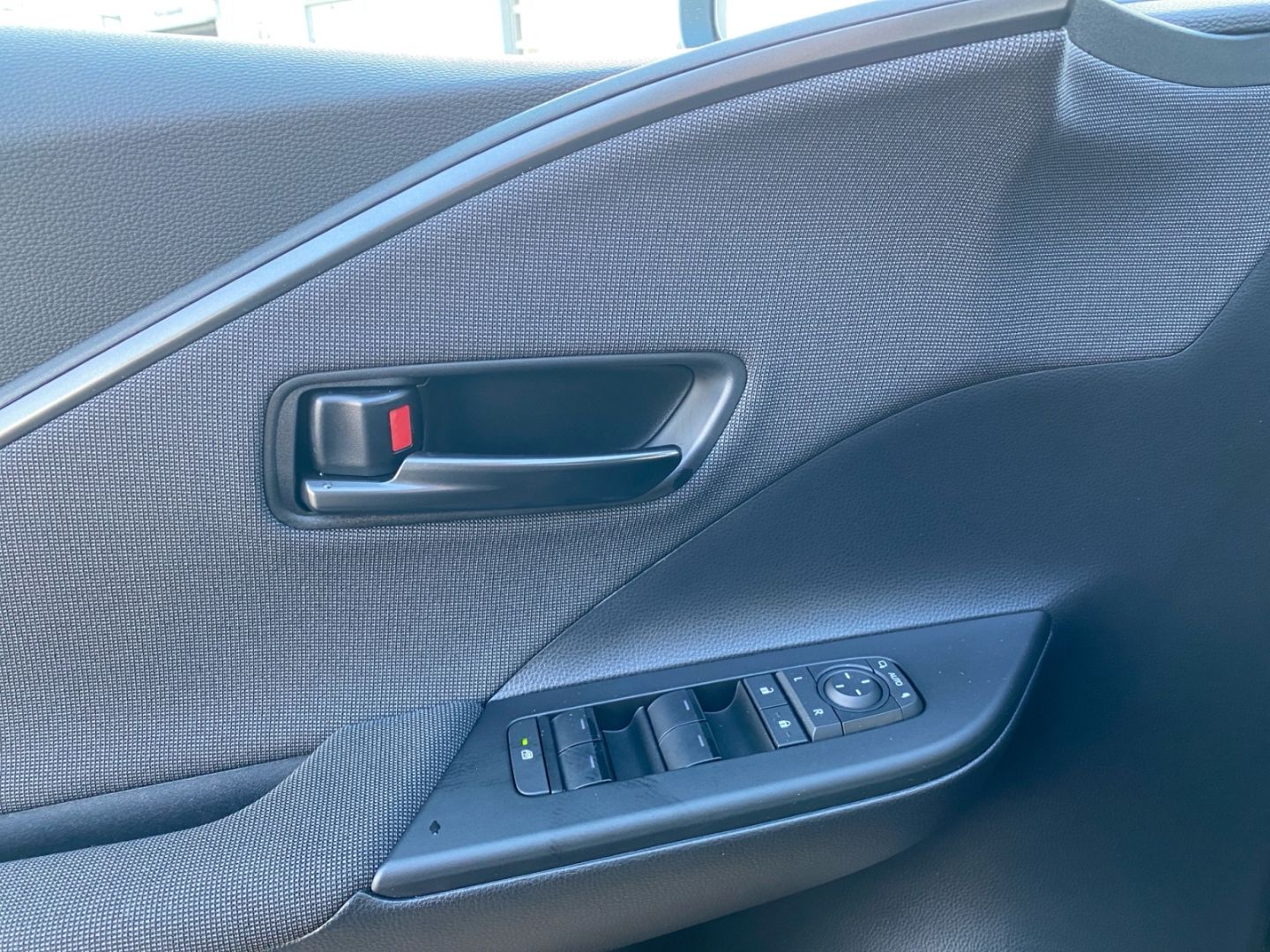 Toyota C-HR 1.8 Hybrid Team D *LED*el Heck*ACC*CAM*SHZ*