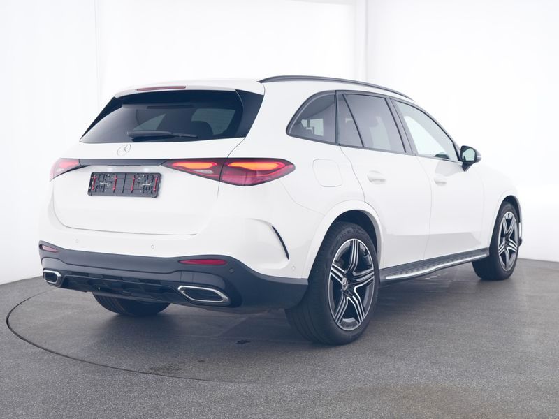 Mercedes-Benz GLC 300 d 4M AMG-Sport/Pano/AHK/Night/Distr/20'