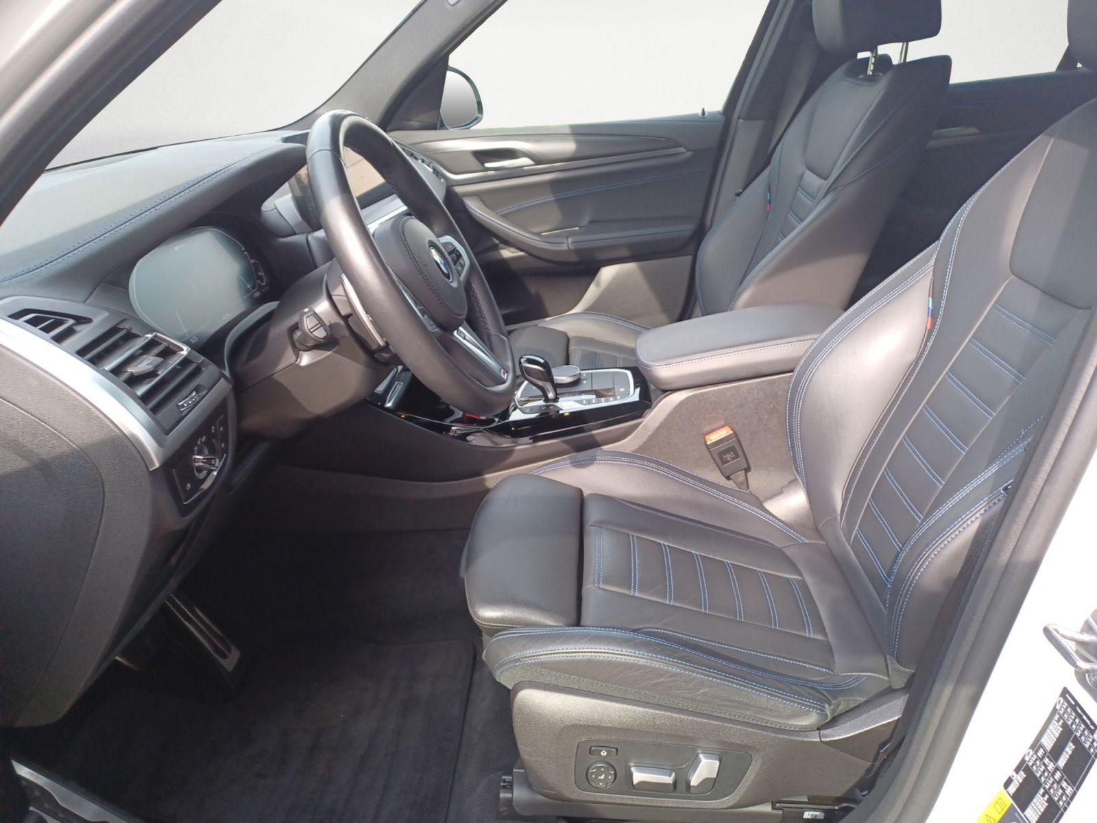 BMW X3 xDrive30e AT M Sport Shadow - Samsaru's Car Outlet