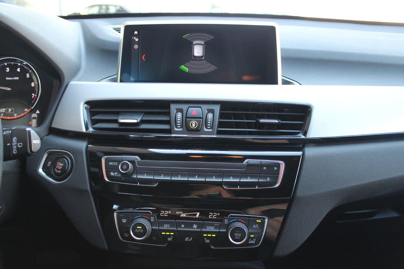 BMW X1 20i xDrive Advantage - Samsaru's Car Outlet