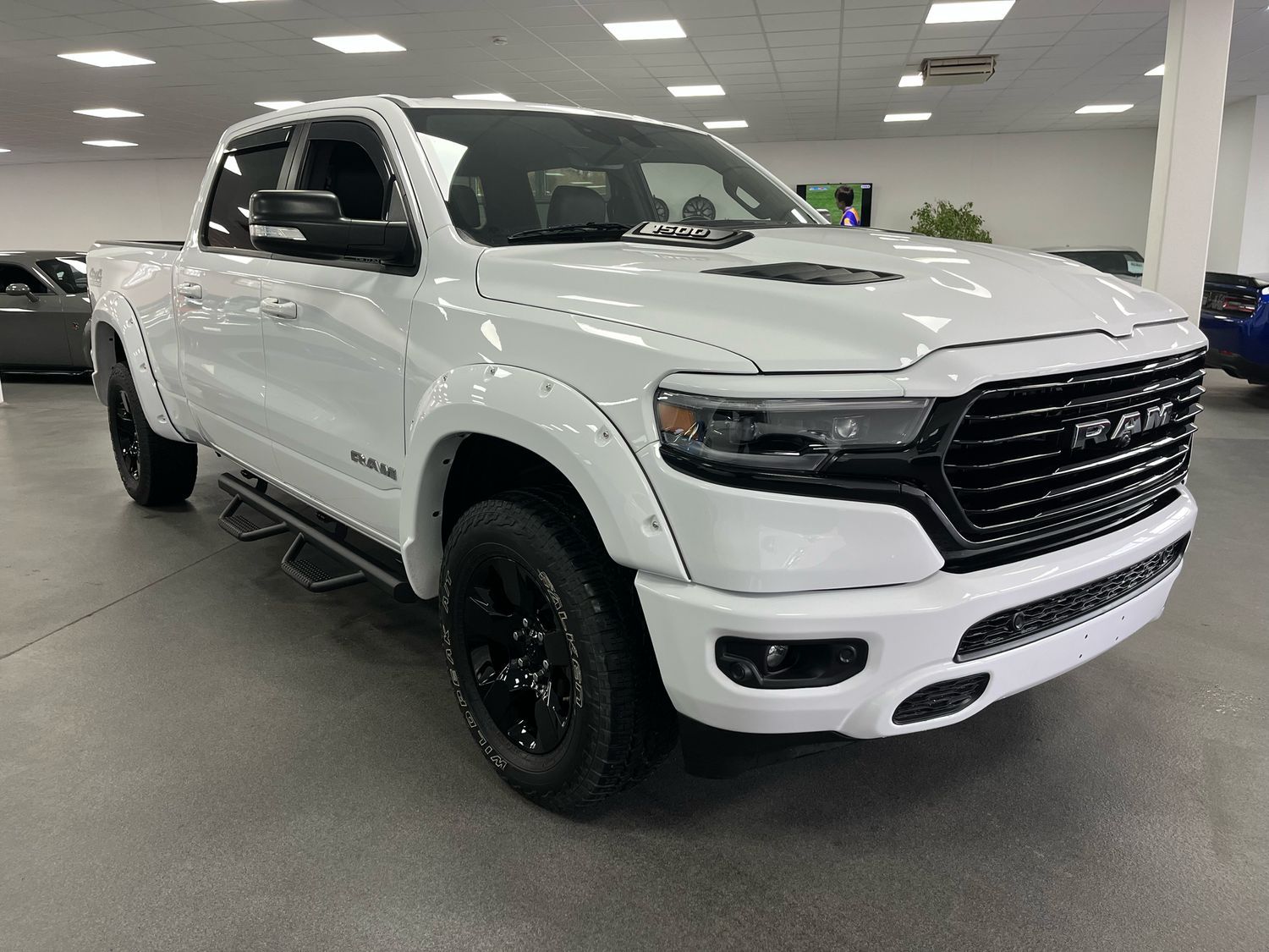 Dodge RAM 5,7l V8 *Longbed /AHK / SHZ/ 4x4*