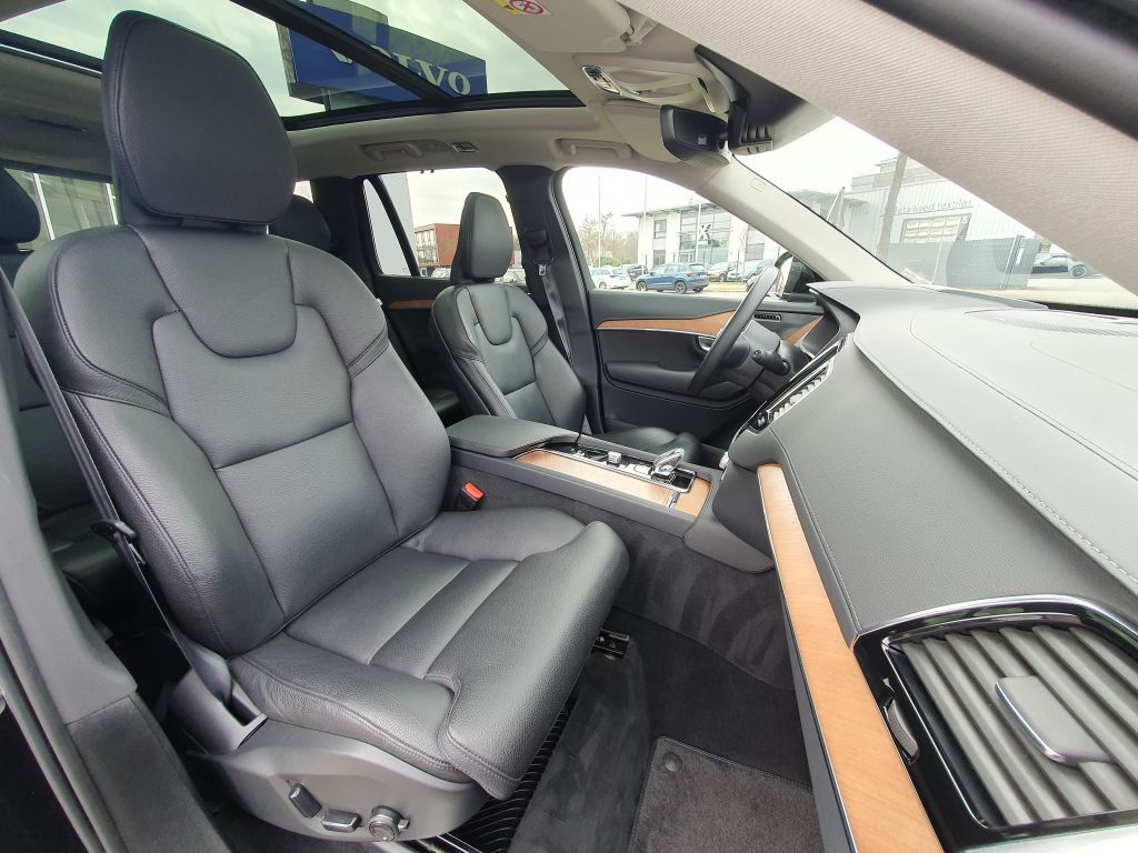Volvo XC90 T8 AWD Recharge Inscription - Samsaru's Car Outlet