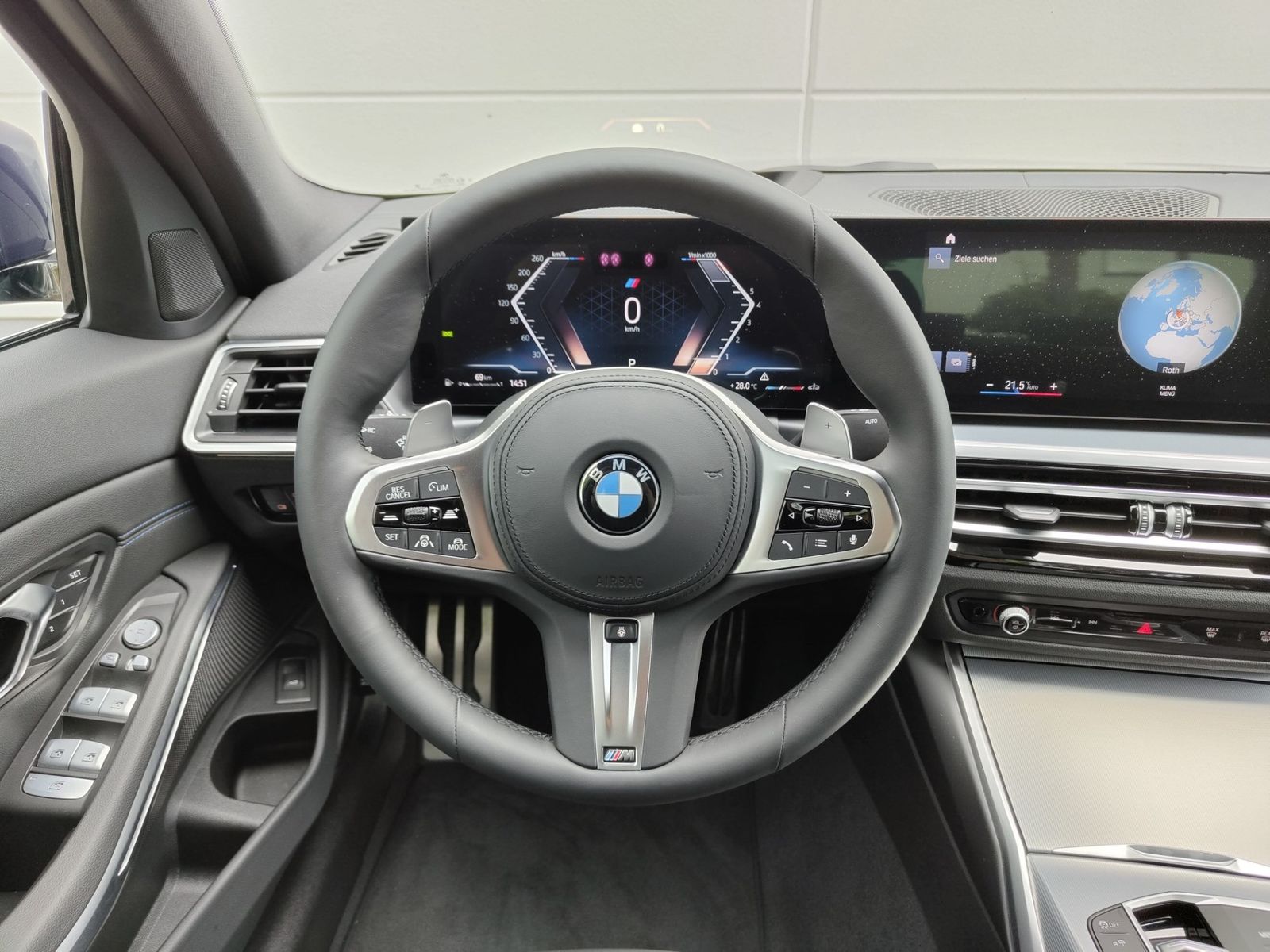 BMW 330i xDrive M Sportpaket - Samsaru's Car Outlet