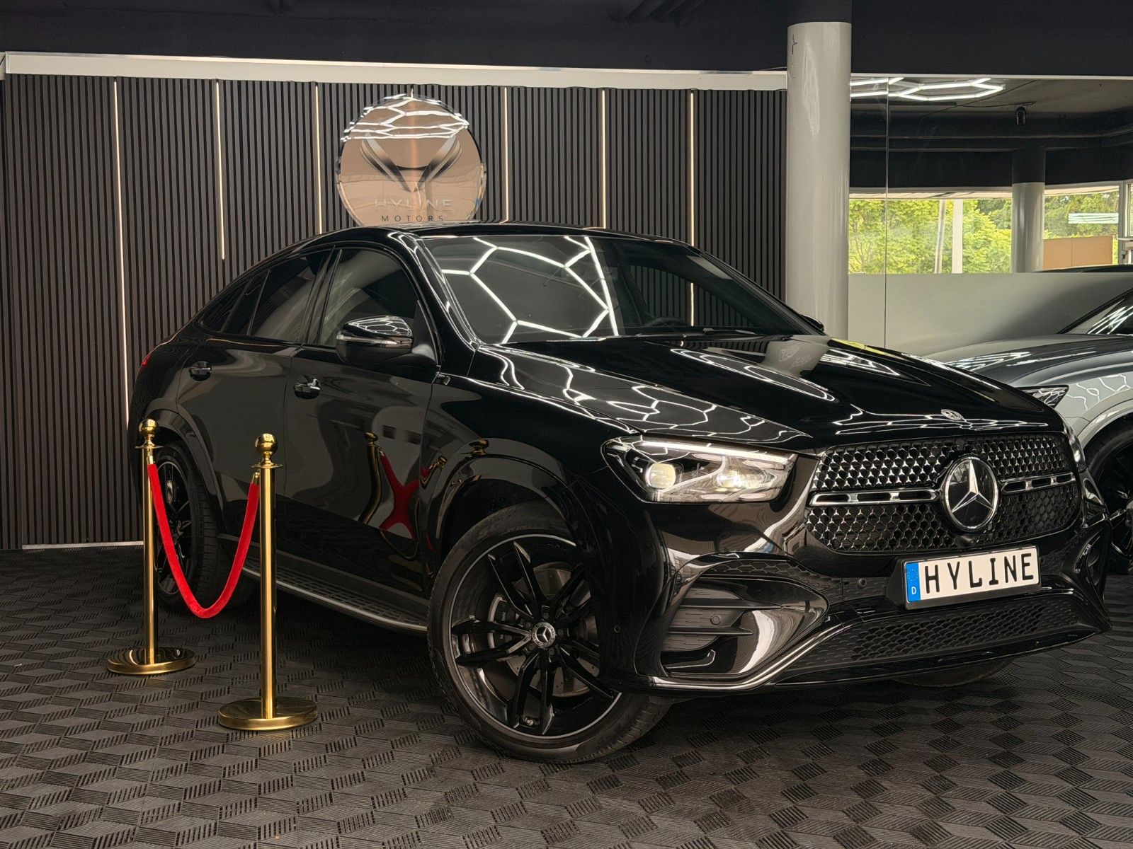 Mercedes-Benz GLE 300 d COUPE 4M AMG PANO BURM NIGHT 360° 22"