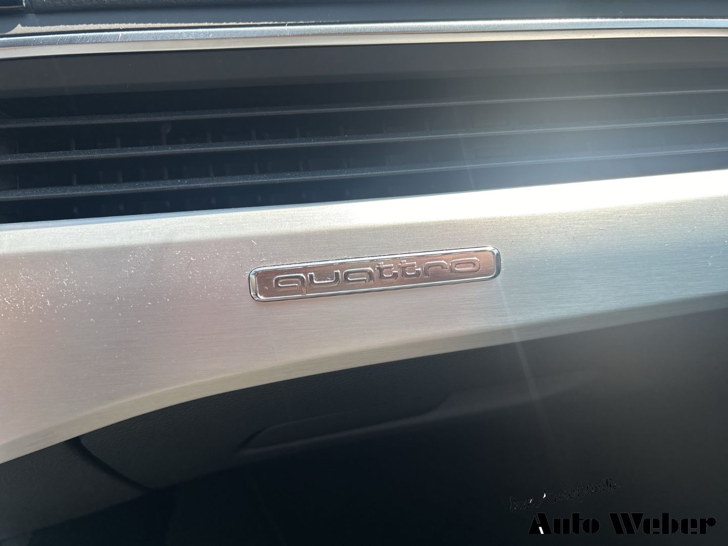 Audi A4 Avant 45TFSI S-Line Quattro - Samsaru's Car Outlet