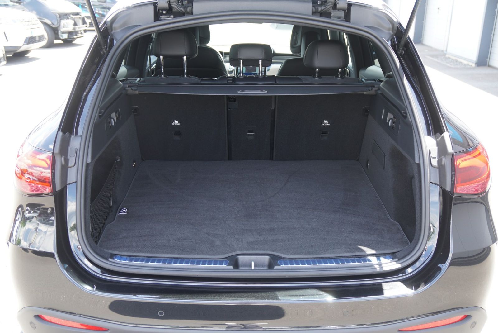 Mercedes-Benz GLC 300d 4M Edition AMG Line *ACC*AHK*Navi*