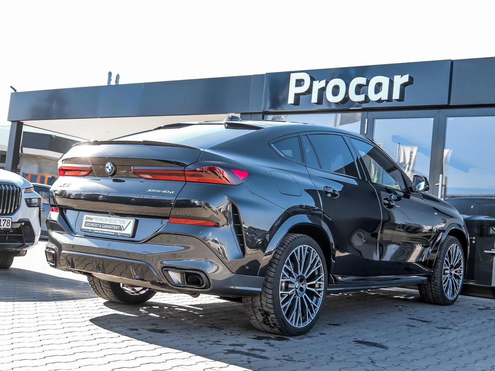 BMW X6 xDrive40d M Sport HUD PANO ACC AHK RFK NAVI