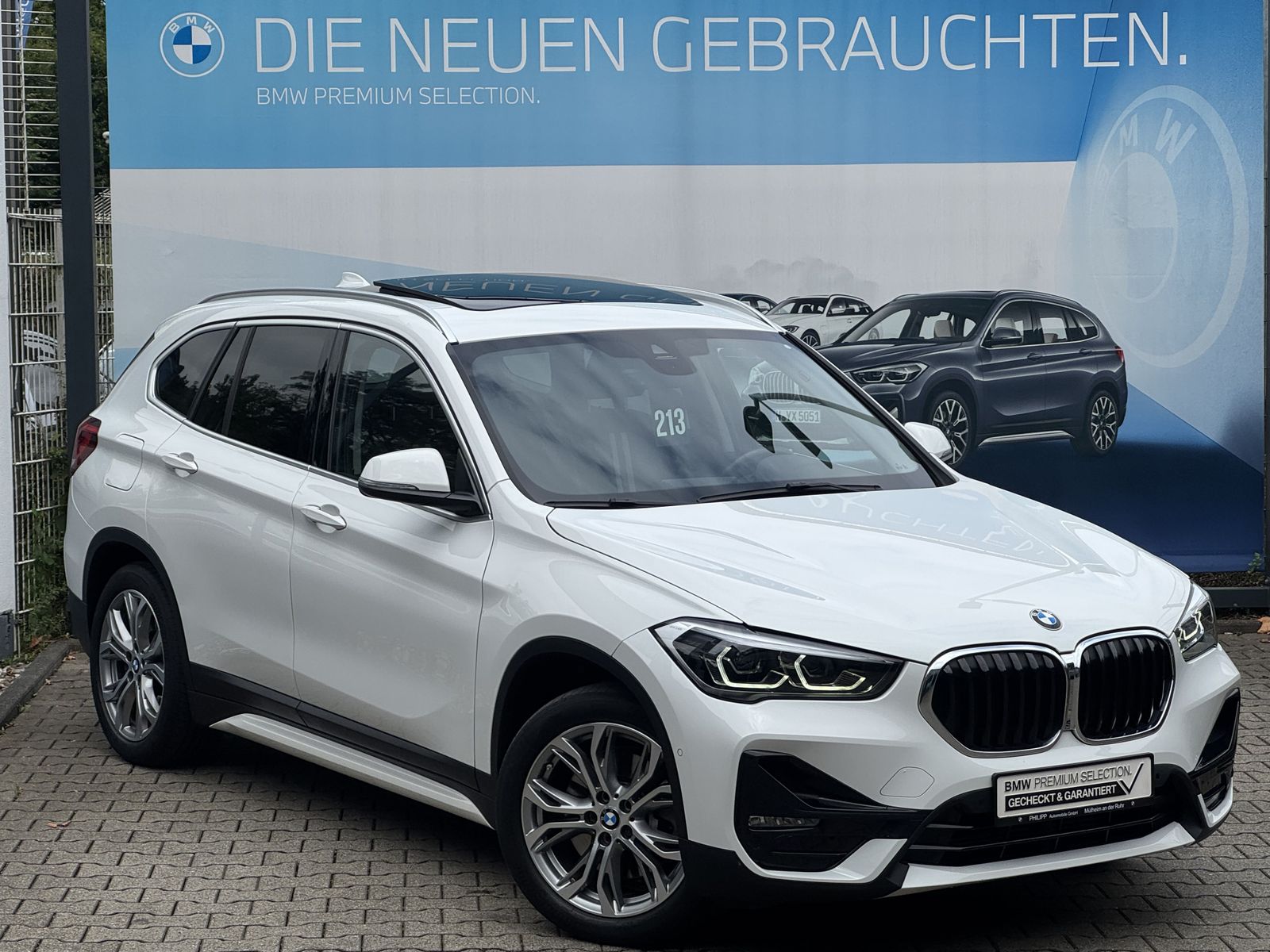 BMW X1 xDrive25e Sport Line - Samsaru's Car Outlet