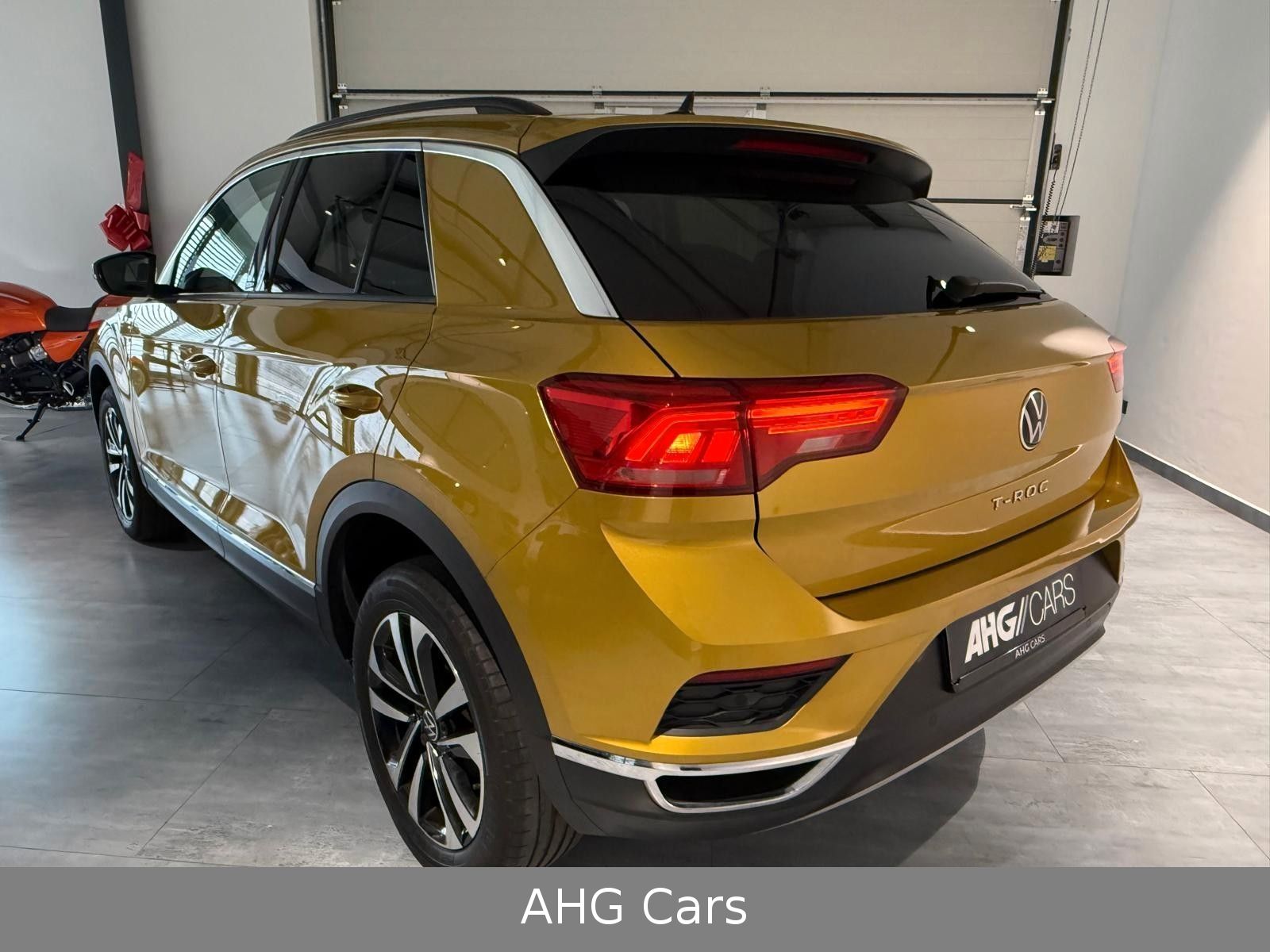 Volkswagen T-Roc Style UNITED 1.0 TSI - Samsaru's Car Outlet