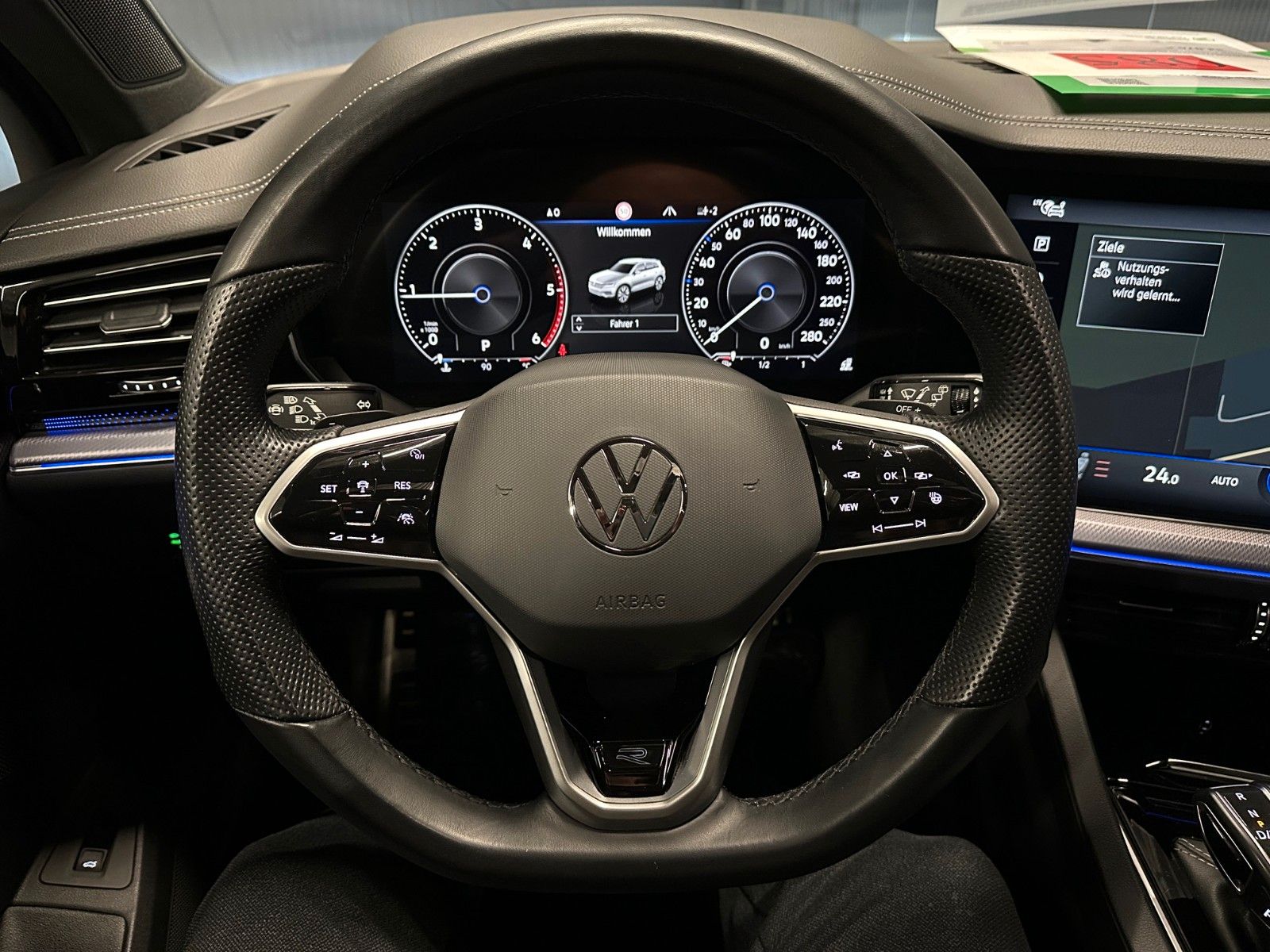 Volkswagen Touareg R-Line 4Motion*Black Style*PANORAMA*LUFT