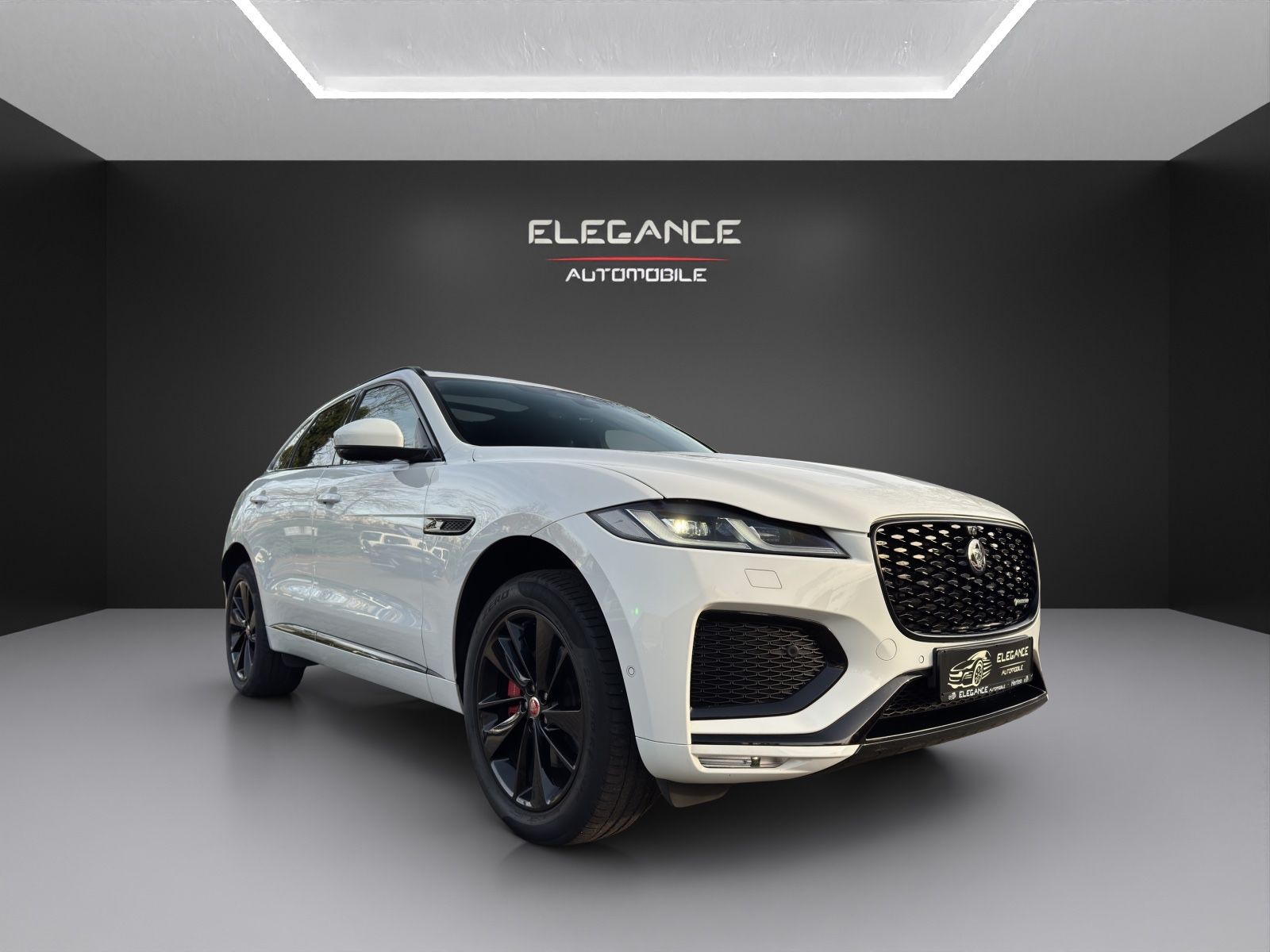 Jaguar F-Pace R-Dynamic SE AWD*Black Pack*Panorama*ACC