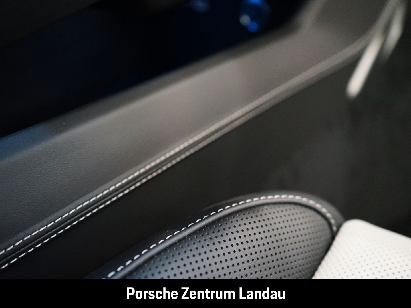 Porsche Macan 4S Burmester HA-Lenkung InnoDrive Head-Up