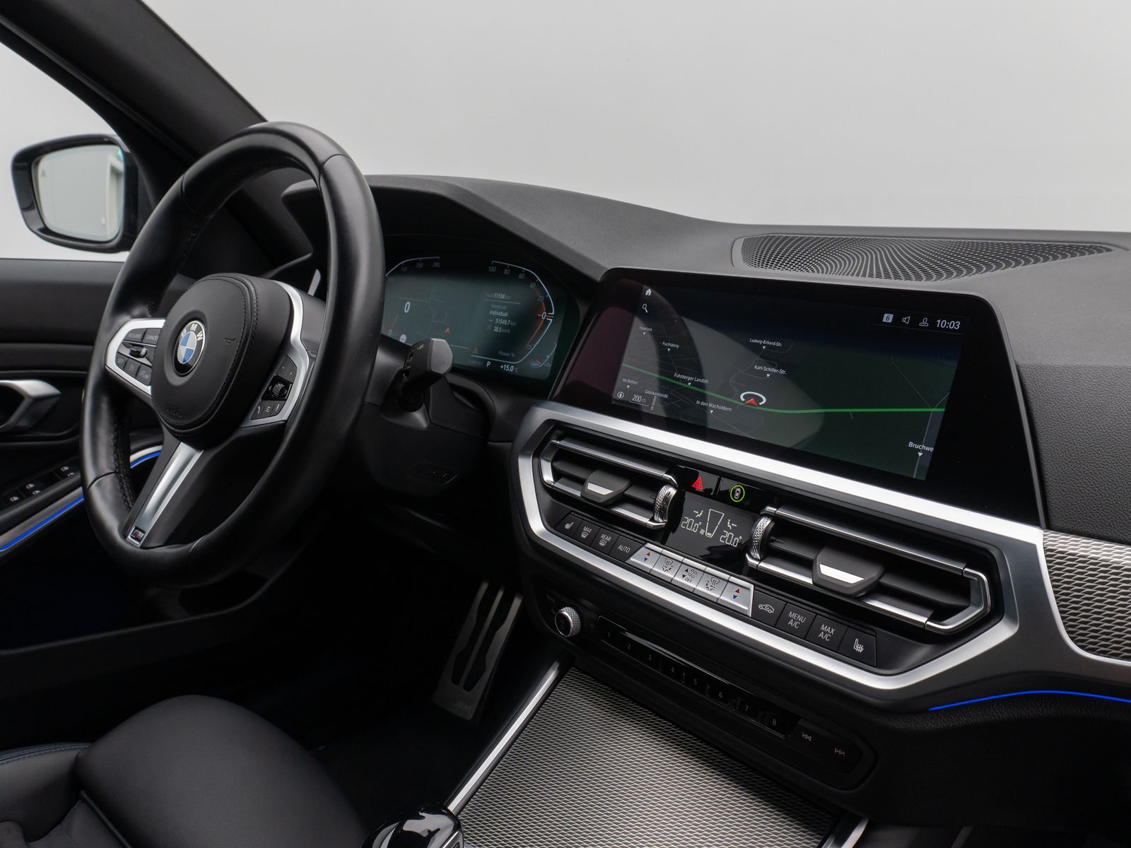 BMW 330i xD M Sport - Samsaru's Car Outlet