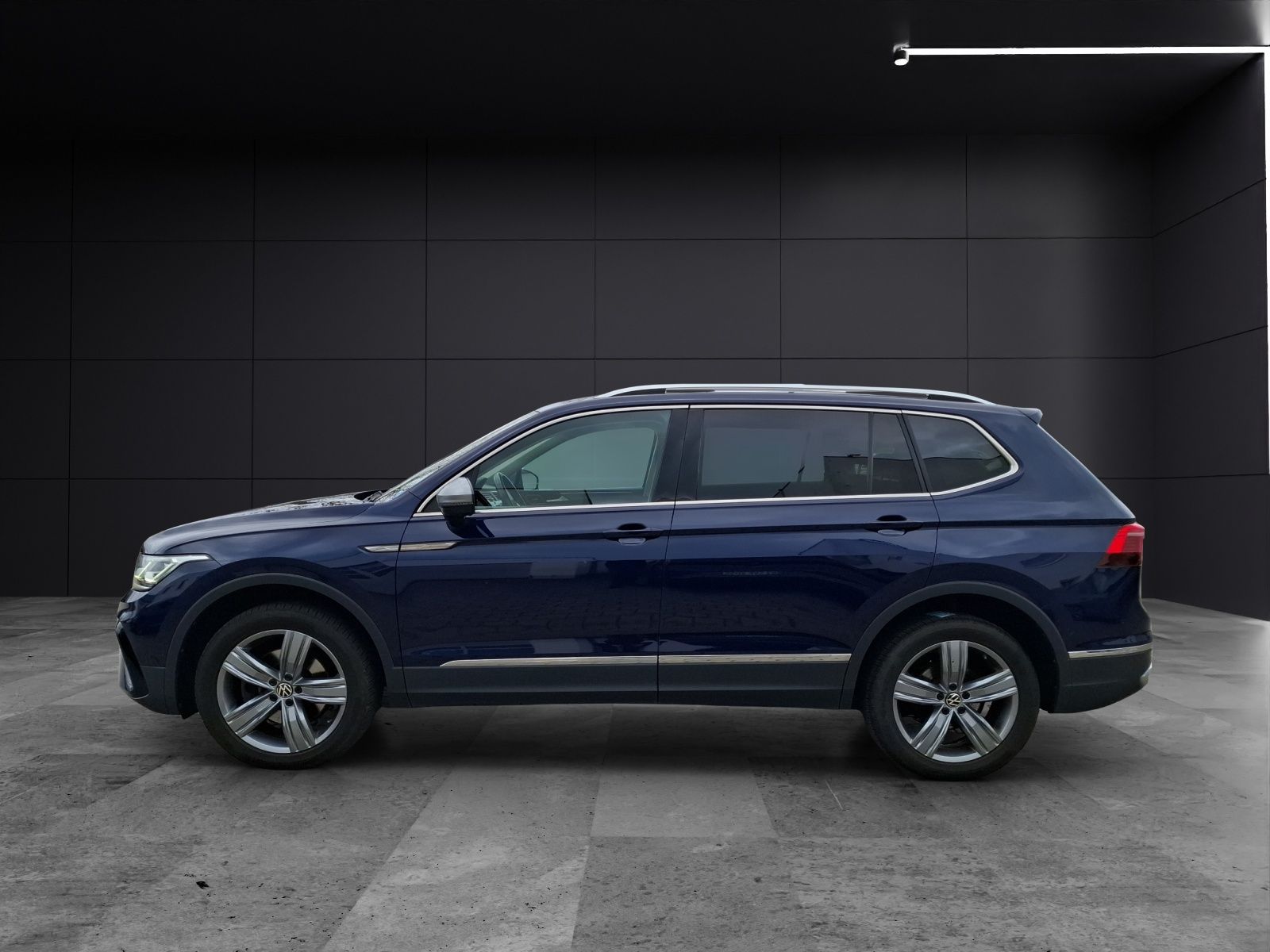 Volkswagen Tiguan Allspace TDI Elegance DSG 4M Standhzg Mat