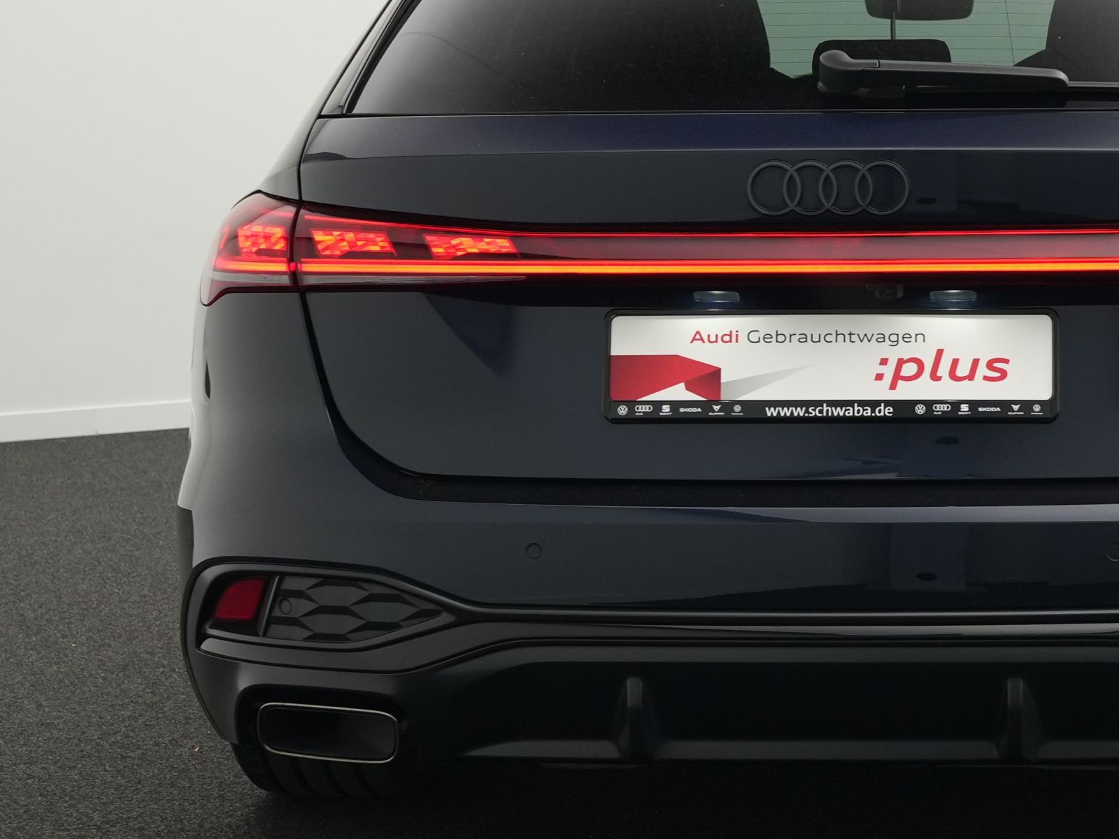 Audi A5 Avant TFSI qu. 2x S line *AHK*PANO*HdUp*20''*