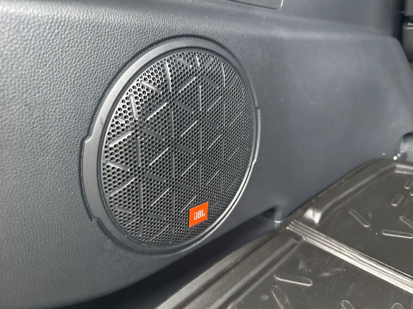 Toyota RAV 4 Plug-in Hybrid 4x4 Navi Leder Memory Sitze