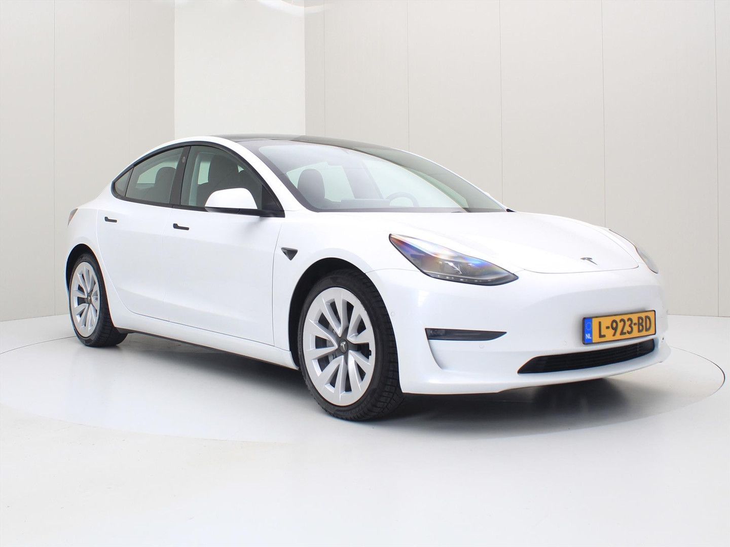 Tesla Model 3 Long-Range AWD 351pk 75 kWh 92% SoH FACE