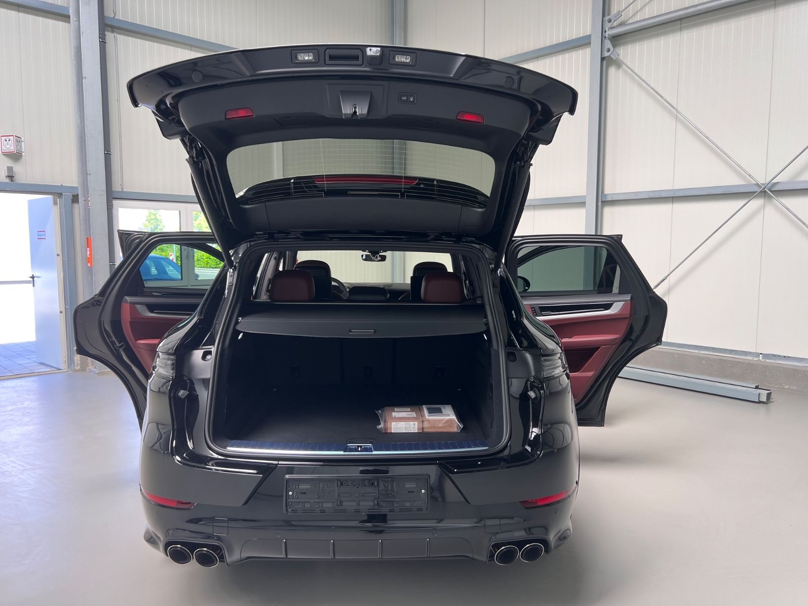 Porsche Cayenne Pano/22"/Head-Up/H- Achs/Masage/TV/RSE