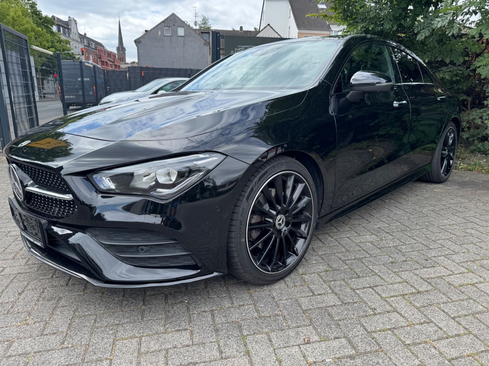 Mercedes-Benz CLA 220 d AMG Line - Samsaru's Car Outlet