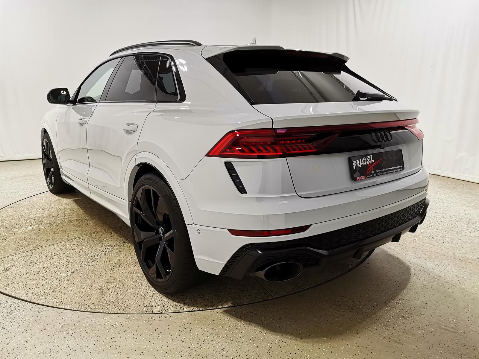 Audi RS Q8 NP:174T€|AHZV|Keramik|Pano|V-Max 305Km/h