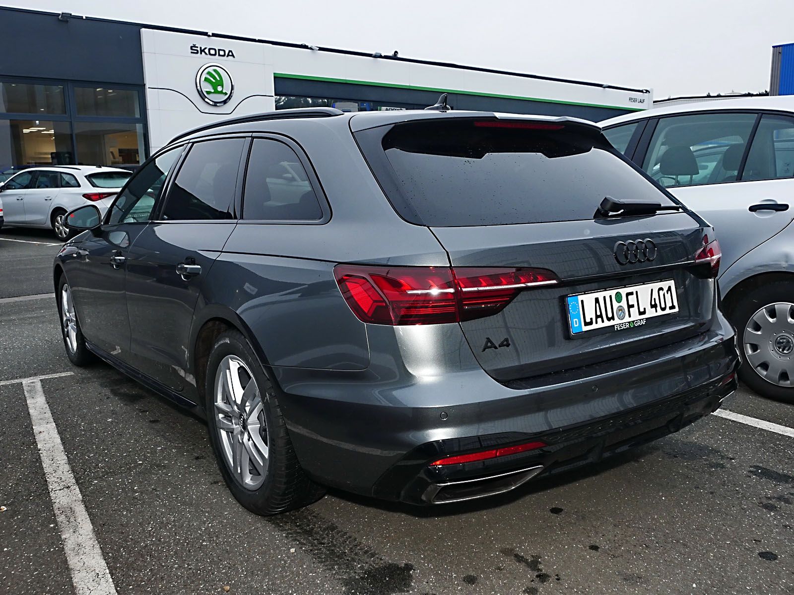 Audi A4 Avant 40 TDI S Line - Samsaru's Car Outlet